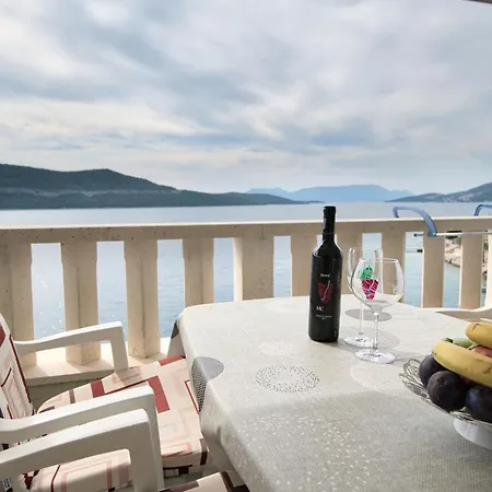 Marina * Neum