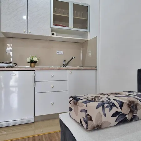 Marina Apartment